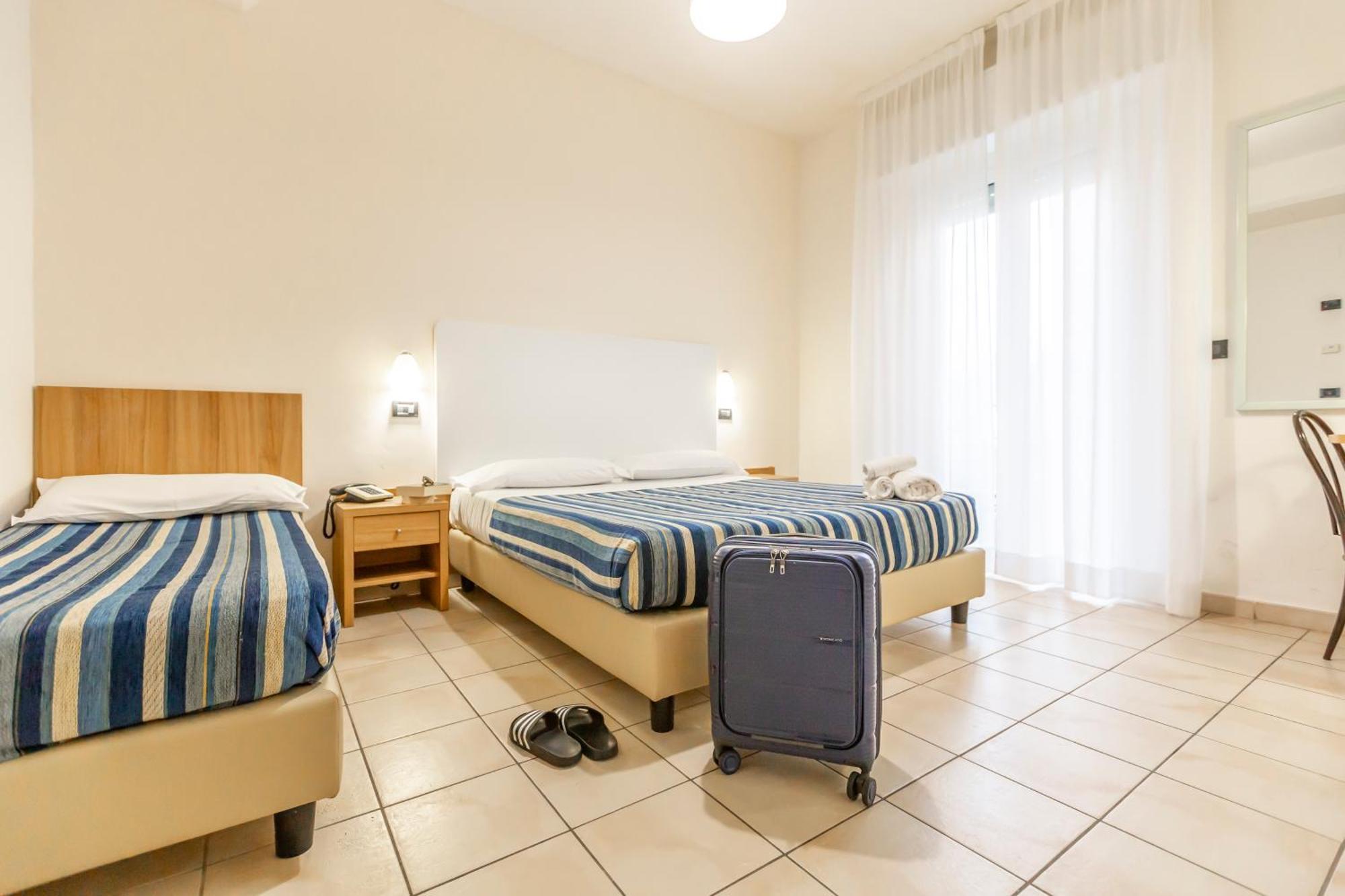 Hotel Vannucci Rimini Exterior photo